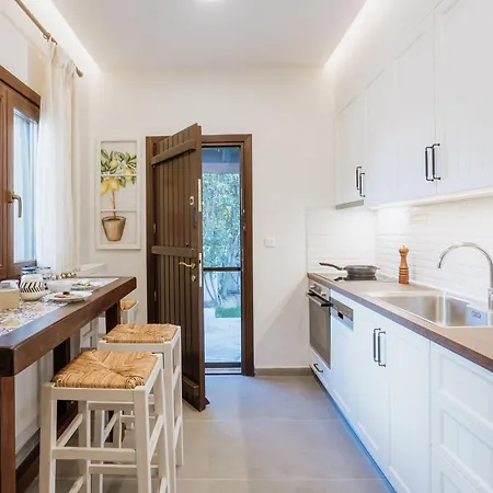 Melithos Villa *